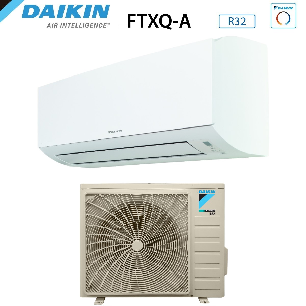Un sistema di climatizzazione Daikin FTXQ-A. Unità interna bianca sopra un'unità esterna beige. Entrambi su sfondo bianco.
