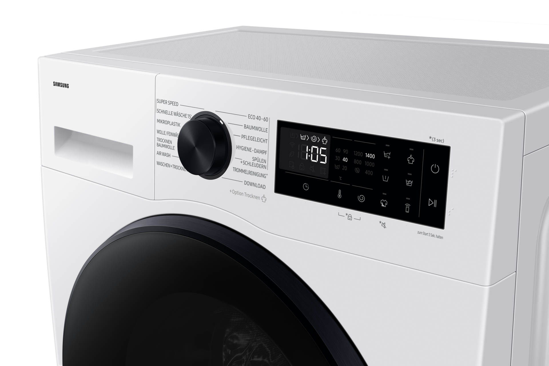 Eine weiße Samsung Waschmaschine. Sie hat einen schwarzen Drehregler und ein digitales Display mit Zeit und Einstellungen.