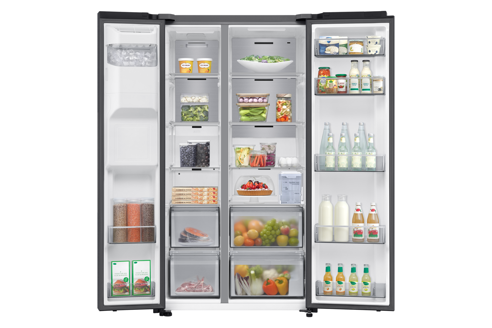 Ein Kühlschrank voller Lebensmittel: Eiscreme, Gemüse, Obst und Getränke. Es zeigt eine Vielzahl von Artikeln.