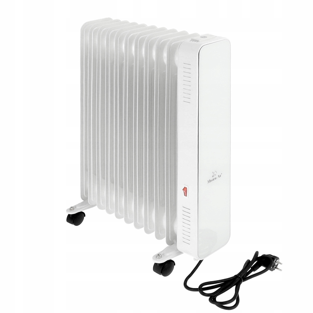Biały grzejnik olejowy z czarnymi kółkami i kablem zasilającym. Grzejnik ma przycisk zasilania i logo. Tło jest białe.