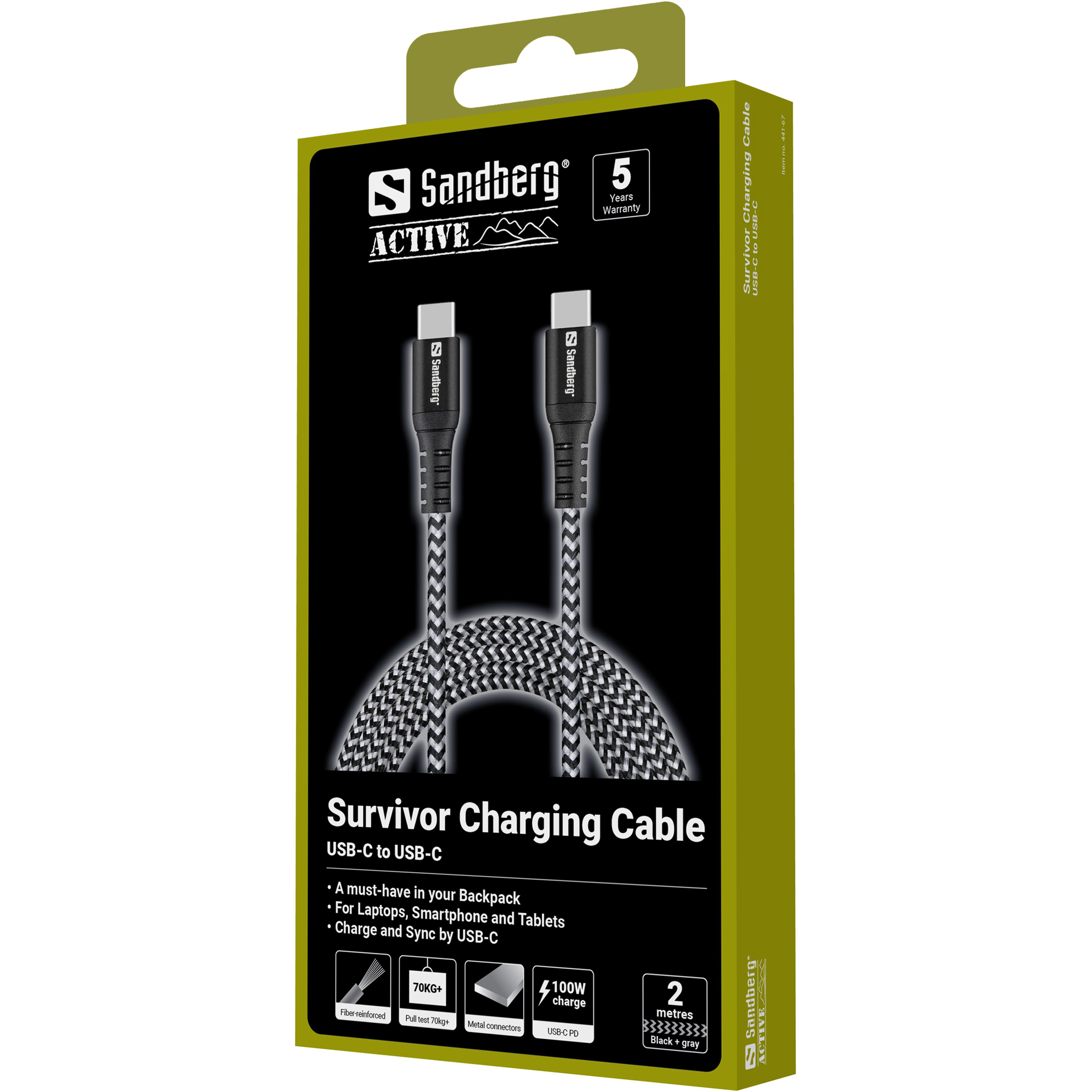 Pudełko kabla ładującego USB-C Sandberg Survivor. Jest czarne i szare z tekstem i szczegółami produktu. Kabel jest widoczny.