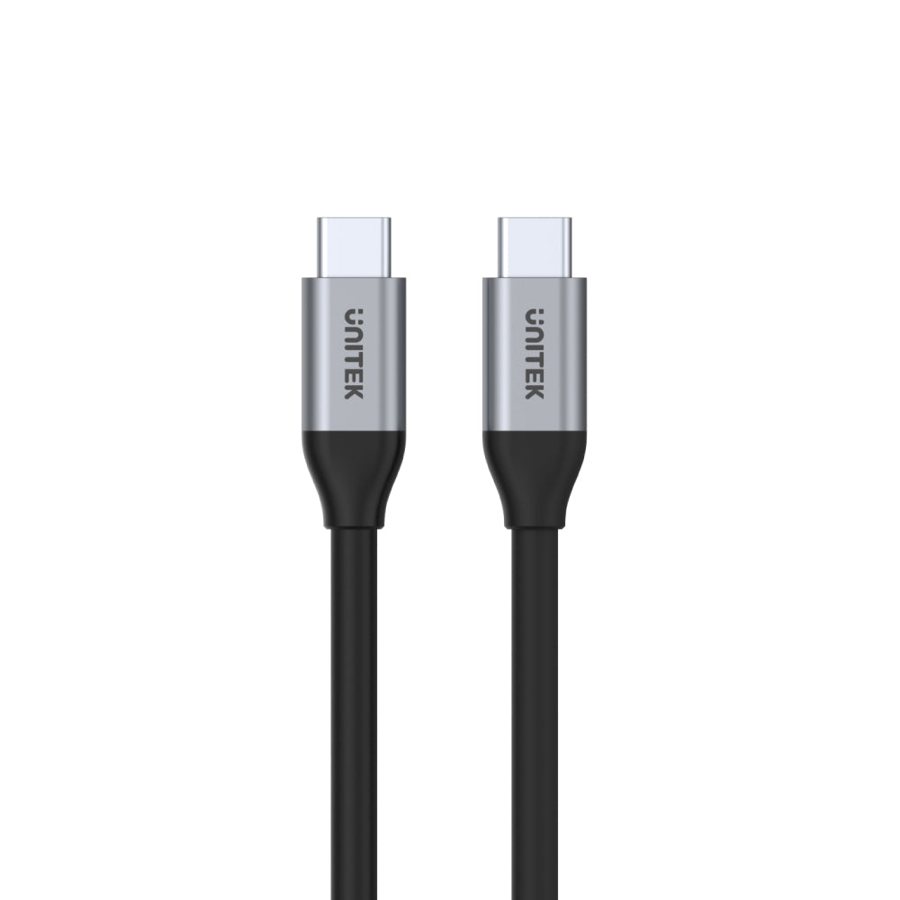 Twee zwarte en zilveren USB-C kabels. Elk heeft een zilveren connector met 'Unitek' erop. Kabels op witte achtergrond.