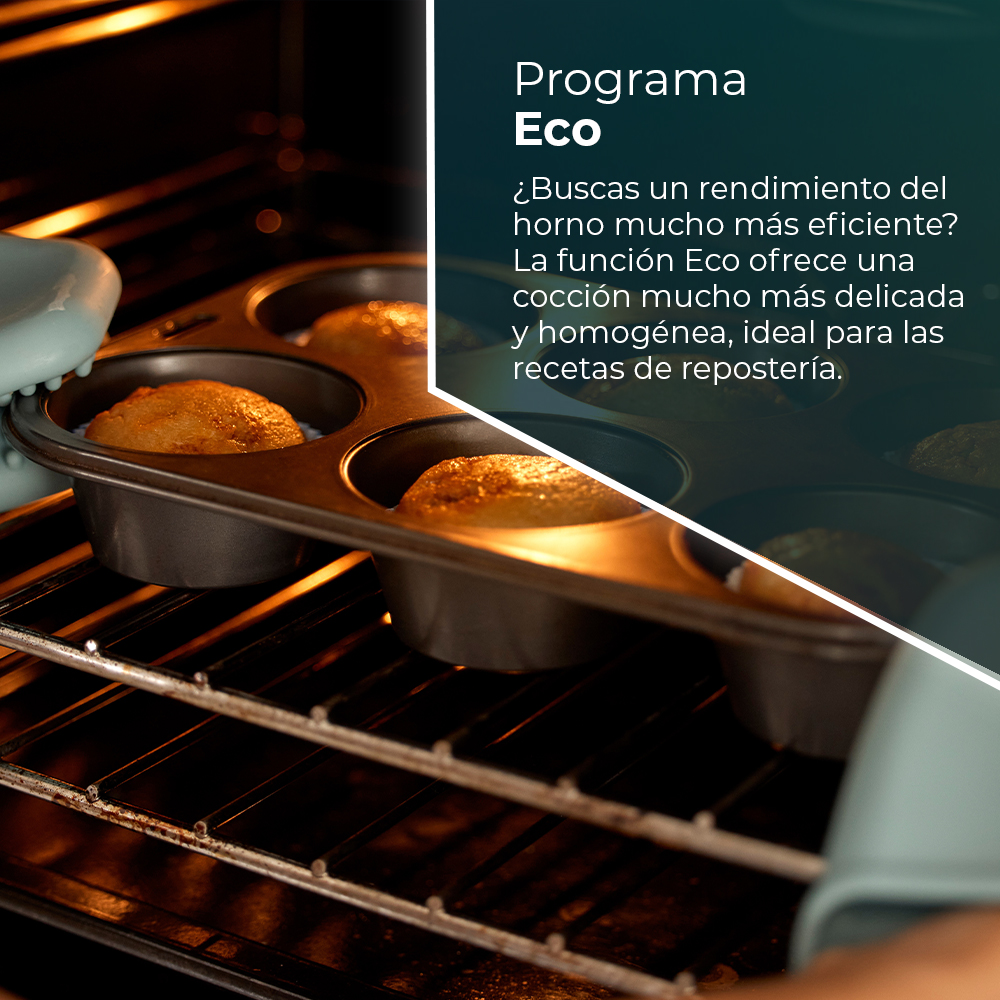 Muffins horneándose en un horno. El horno está encendido, y una mano sostiene una manopla de silicona. Texto: 'Programa Eco'.
