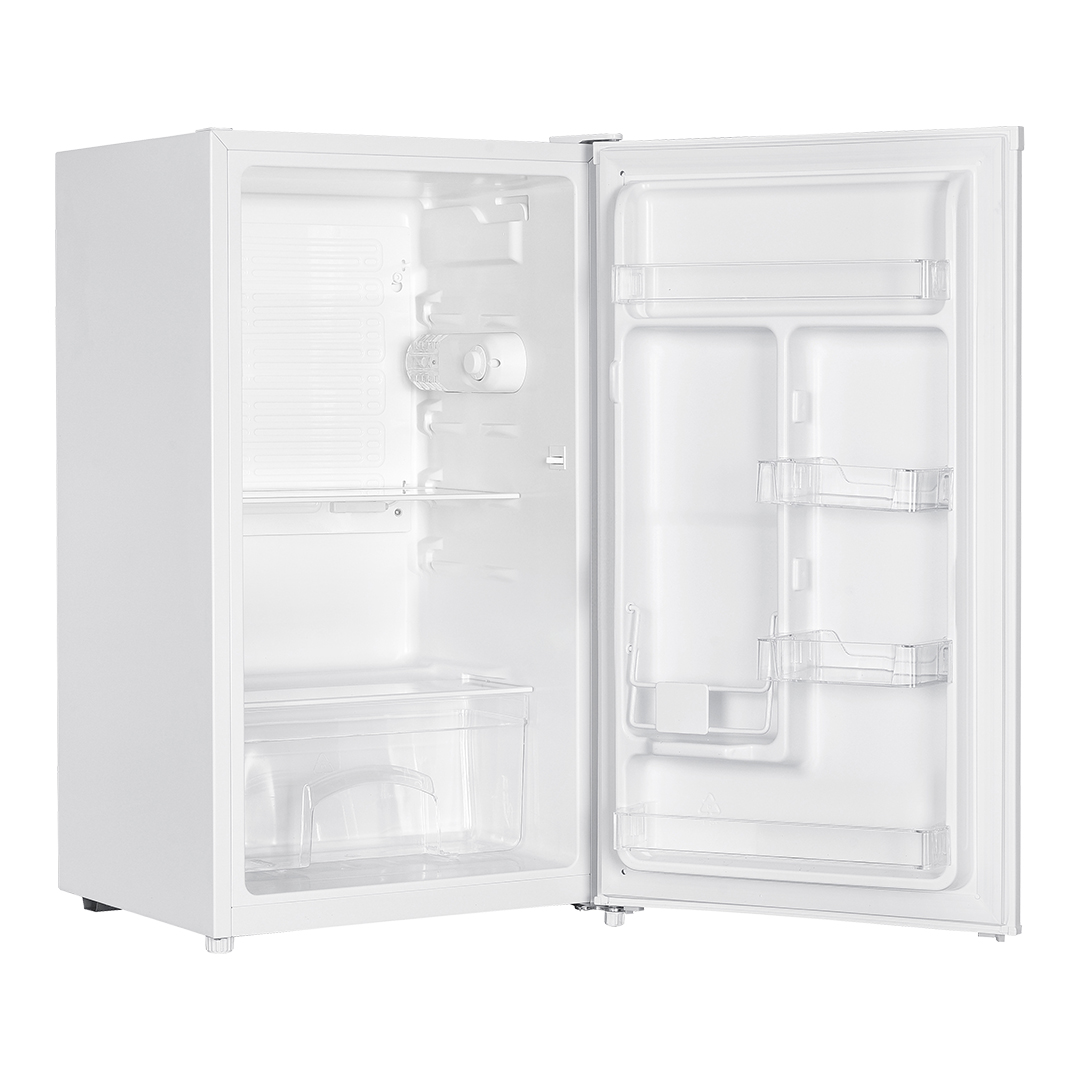 Una mini nevera blanca con la puerta abierta, revelando estantes, un cajón para verduras y almacenamiento en la puerta. El interior es blanco.