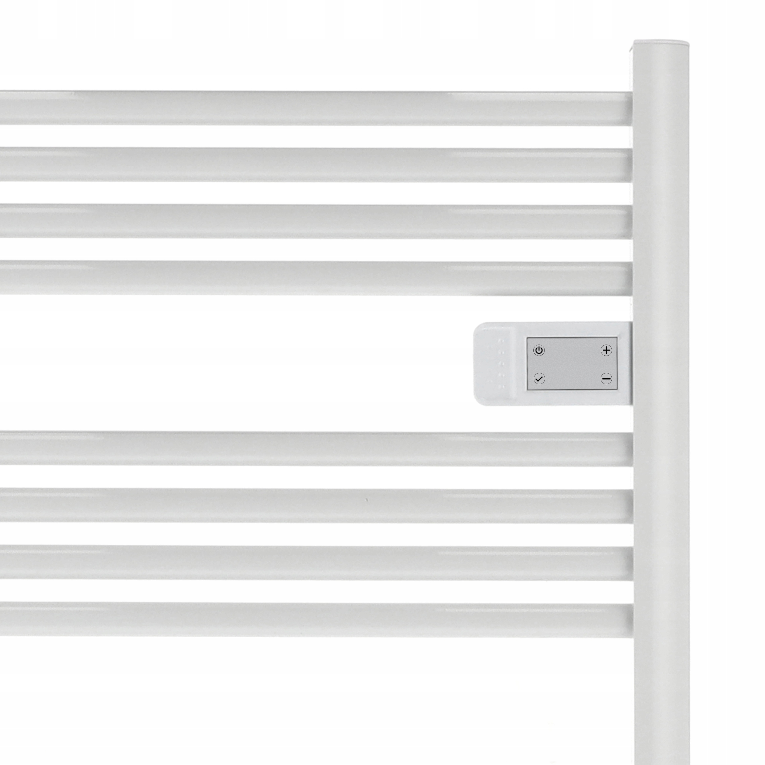 Biały grzejnik do ręczników z poziomymi prętami. Panel sterowania z przyciskami z boku.