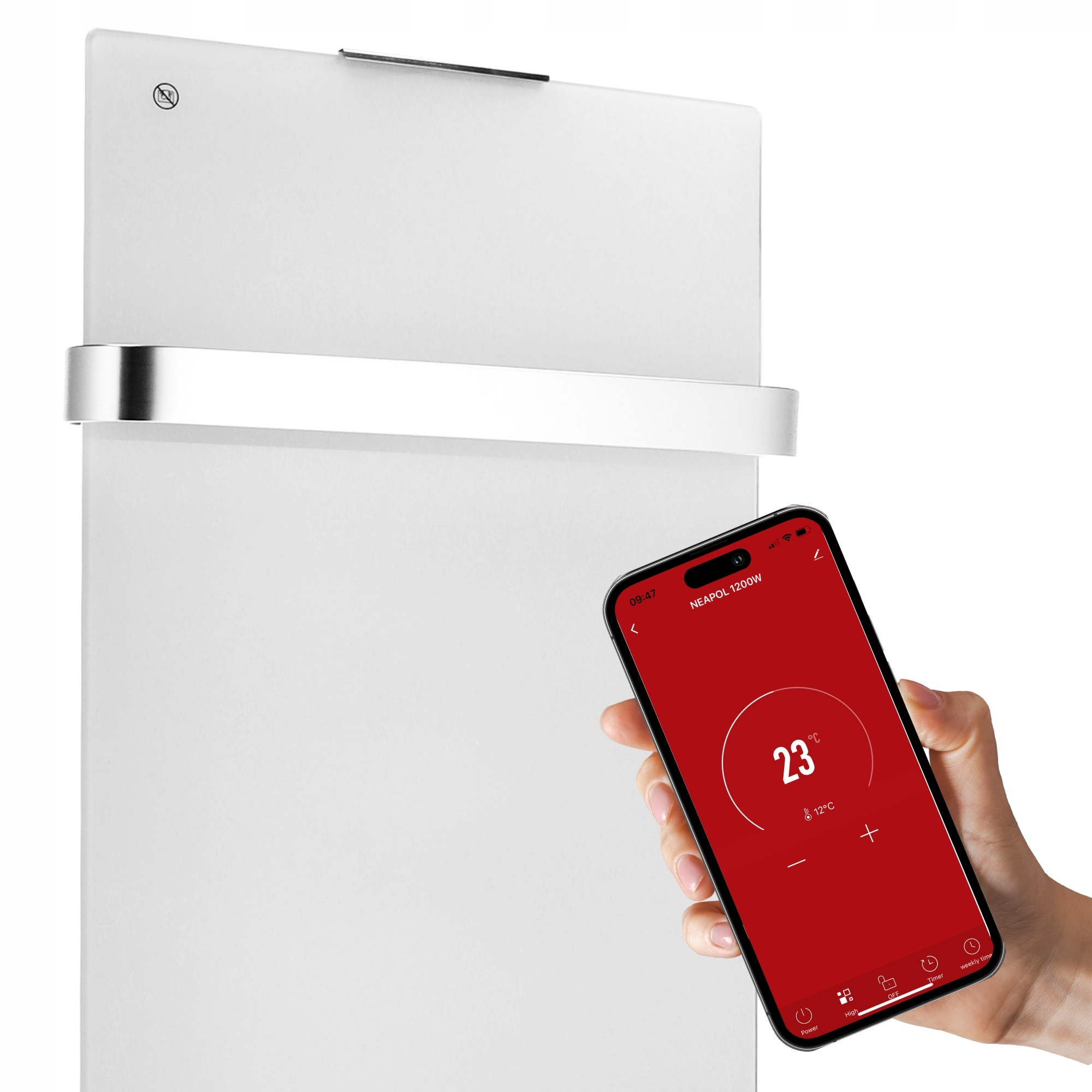 Biały grzejnik panelowy obok telefonu z czerwonym interfejsem pokazującym 23 stopnie. Ręka trzyma telefon.