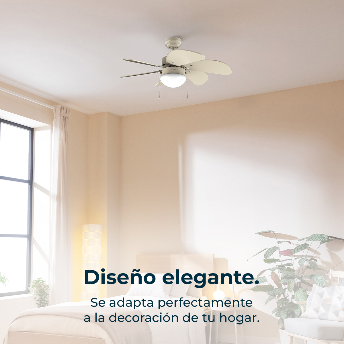 Una camera da letto con ventilatore a soffitto. Testo: "Design elegante. Si adatta perfettamente all'arredamento della tua casa."
