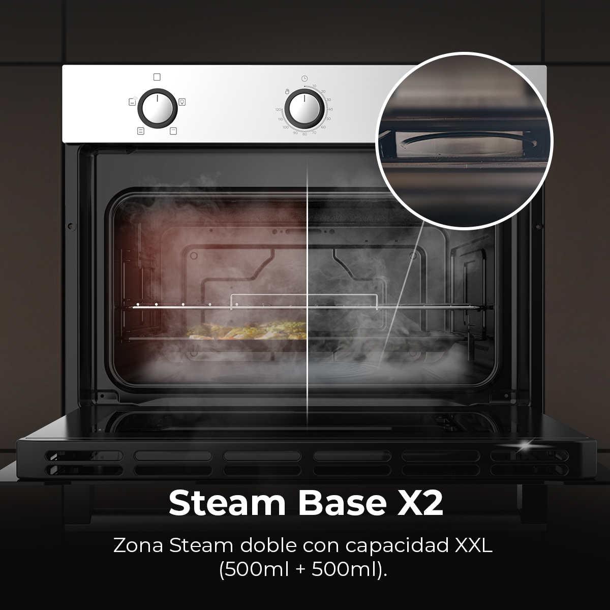 Un forno aperto che mostra l'interno. Il vapore riempie il forno. I comandi e i quadranti sono visibili in alto. Il testo in basso dice 'Steam Base X2'.