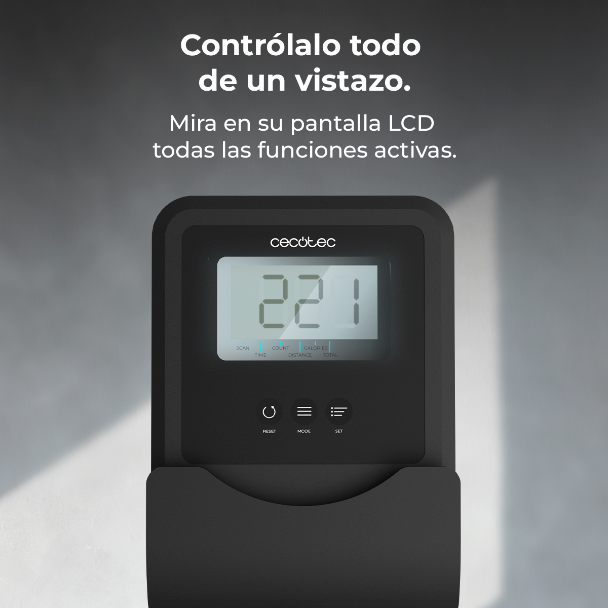 Console nera per cyclette con 221 sul display LCD, con pulsanti reset, modalità e set, e logo cecotec.