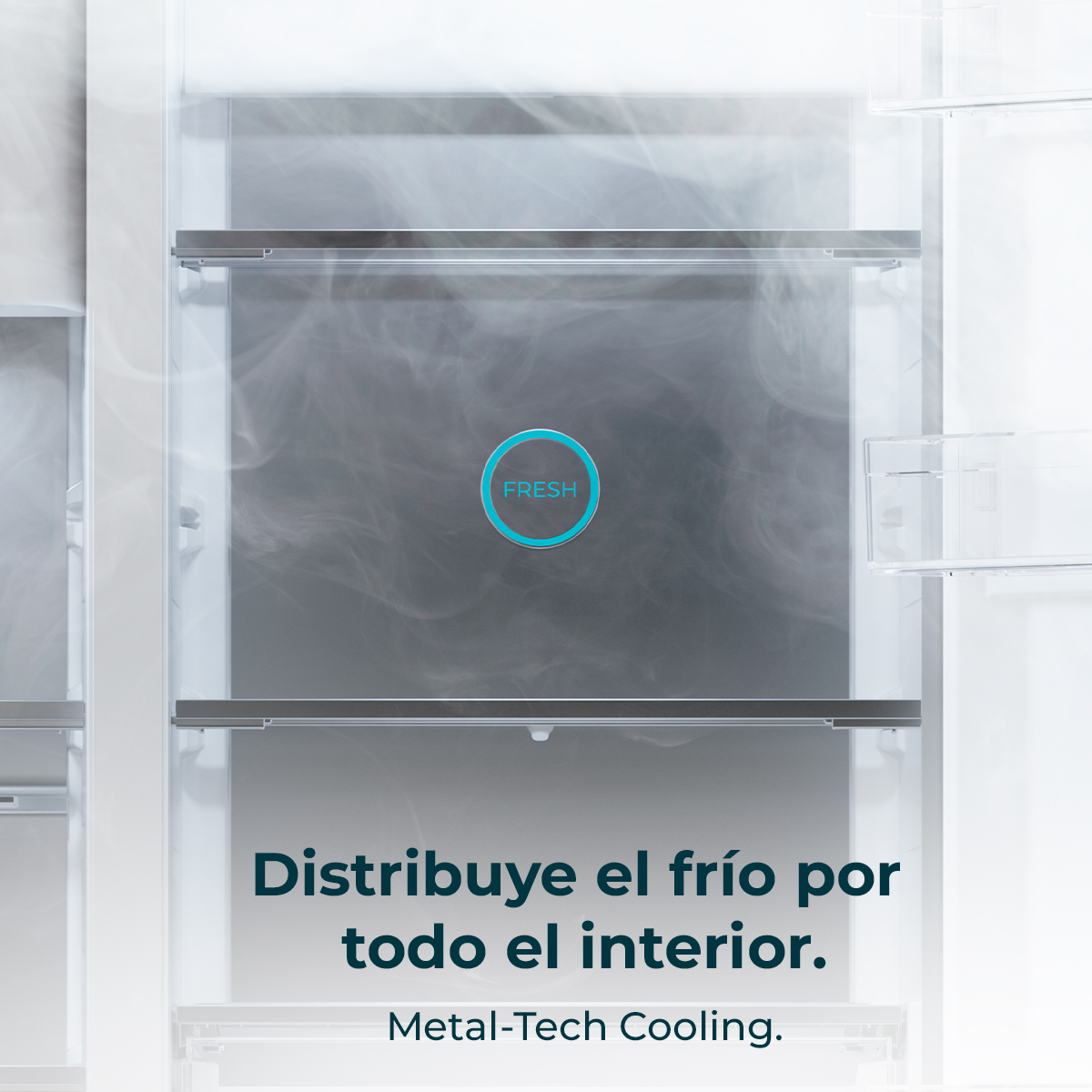 Wewnątrz lodówki widoczny jest niebieski przycisk 'FRESH'. Poniżej tekst: Rozprowadź zimno po całym wnętrzu. Metal-Tech Cooling.