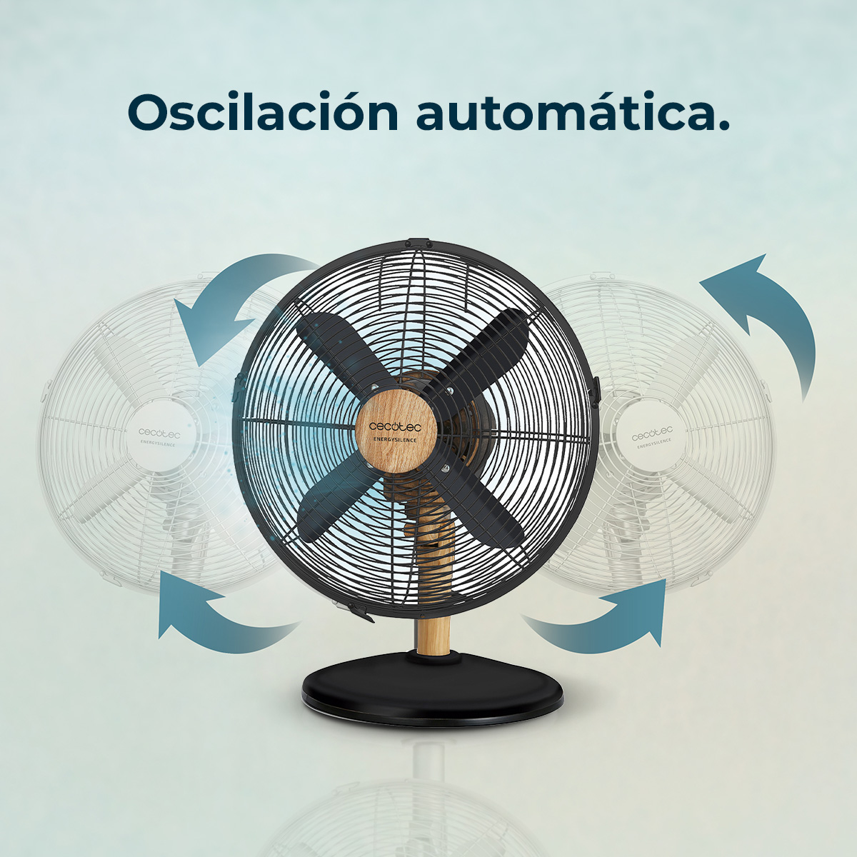 Czarny i drewniany wentylator z czterema łopatkami pokazano ze strzałkami oscylującymi. Wentylator stoi na czarnej podstawie.