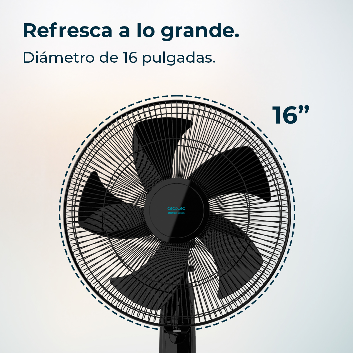 Ventilatore nero con diametro di 16 pollici. Ha pale nere e una griglia protettiva. Il ventilatore è su uno sfondo sfumato.