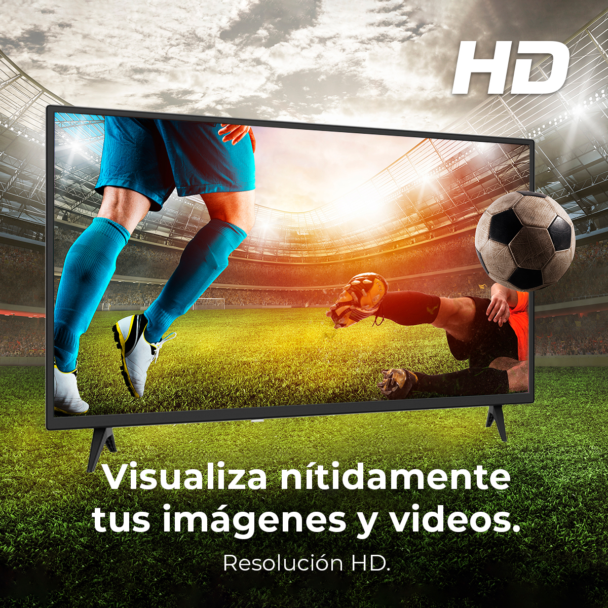 TV mostrando acción de fútbol. Jugadores en azul y naranja. Balón de fútbol. Resolución HD. Estadio en el fondo. Texto: Visualiza tus imágenes.
