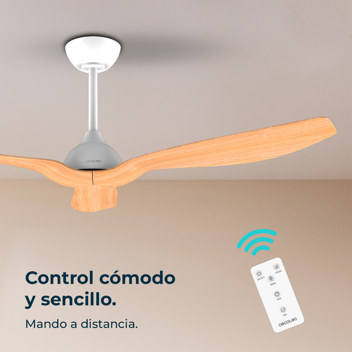 Un ventilatore a soffitto con pale in legno e telecomando. Testo: 'Control cómodo y sencillo. Mando a distancia'.