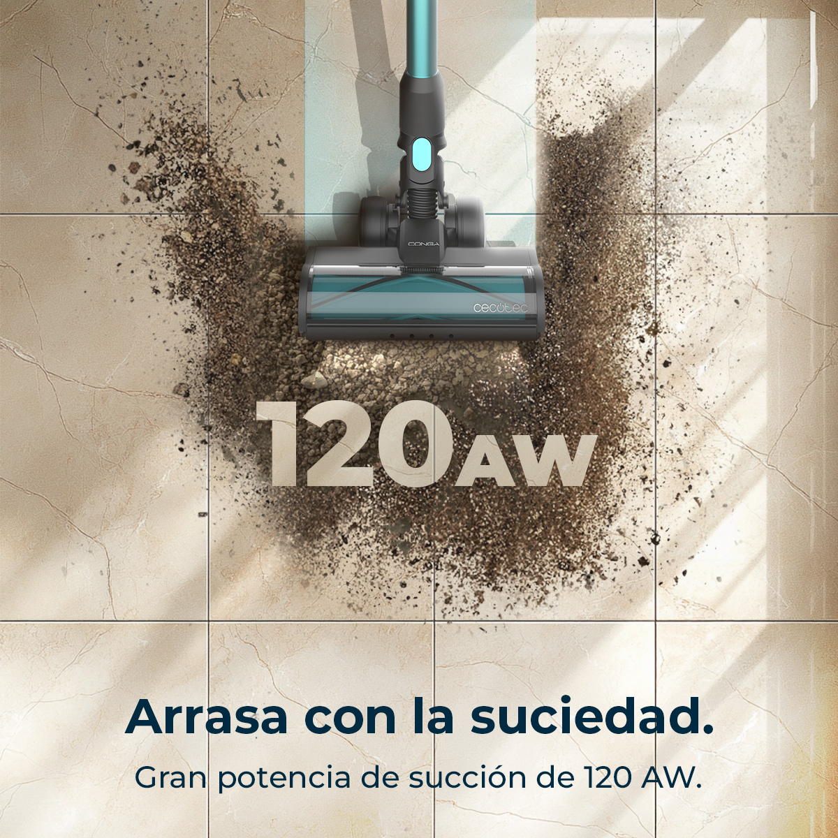 Una aspiradora quita la suciedad de las baldosas. El texto dice 120AW con la marca Cecotec. El suelo es beige.