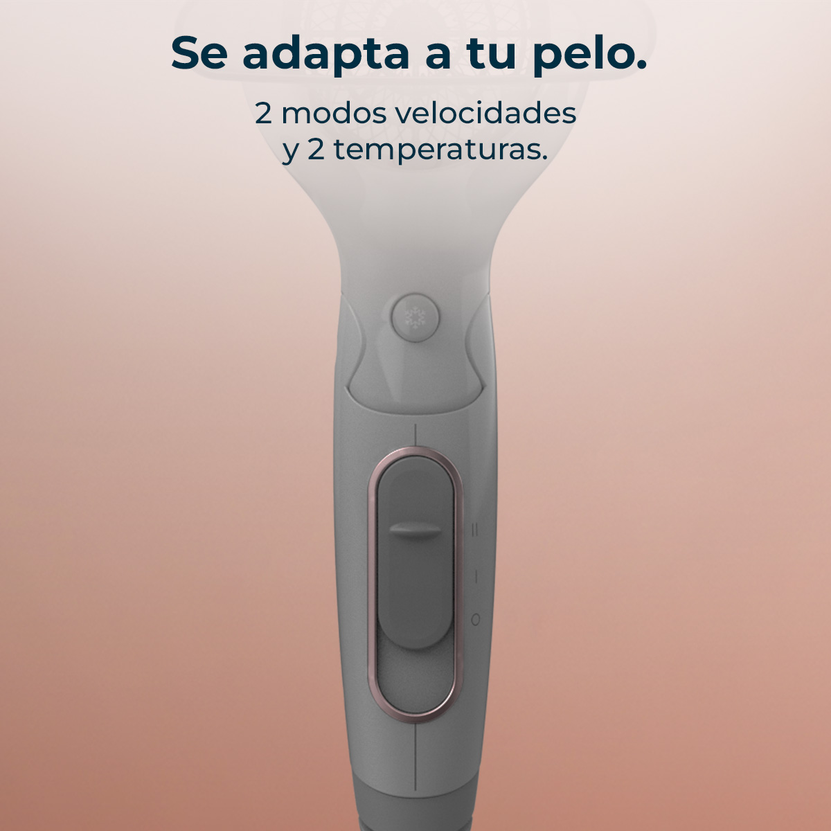 Asciugacapelli con due impostazioni di velocità e temperatura, su sfondo pesca. Testo: "Si adatta ai tuoi capelli."