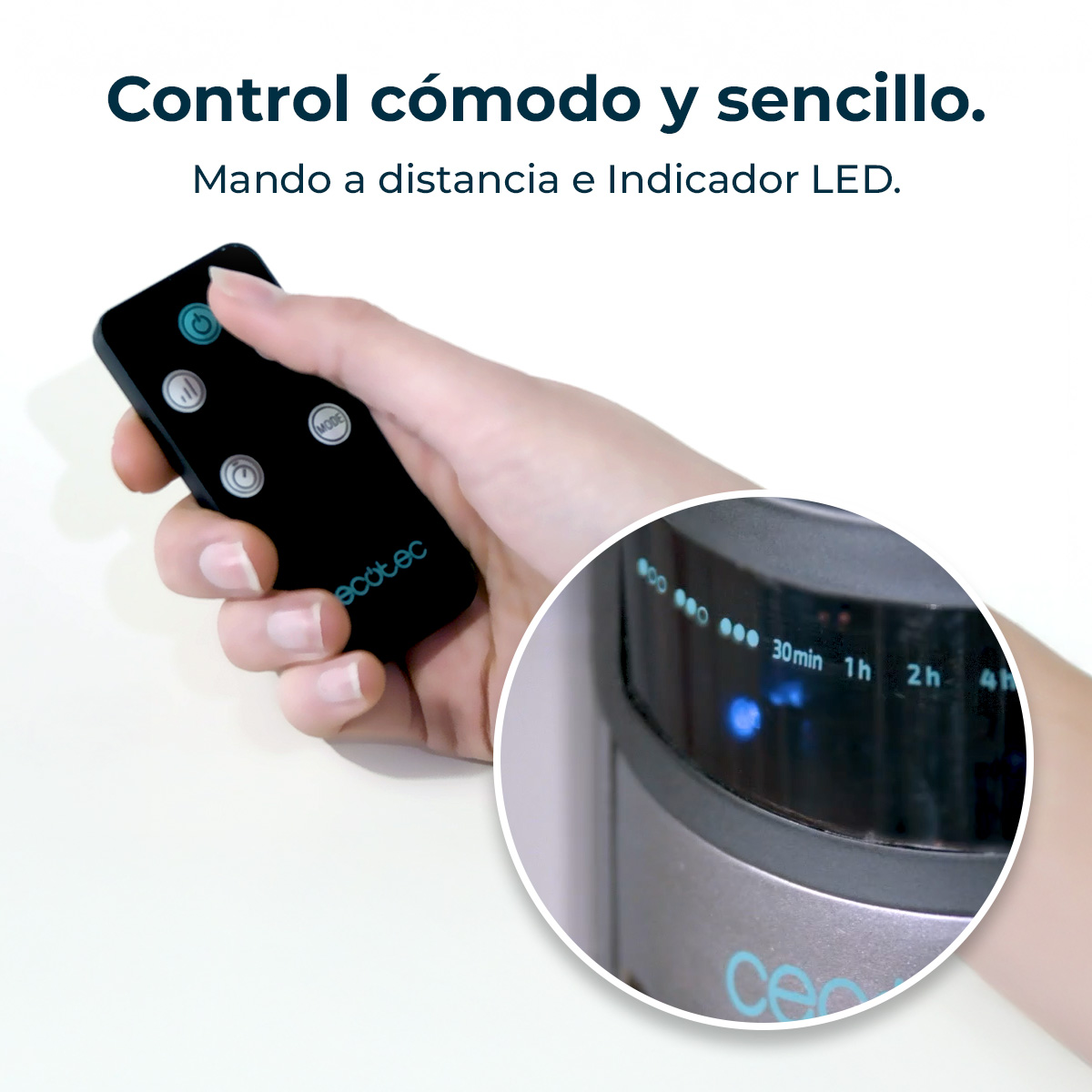 Ręka trzyma czarnego pilota, naciskając przycisk. Zbliżenie pokazuje wyświetlacz urządzenia z niebieskimi światłami i tekstem.