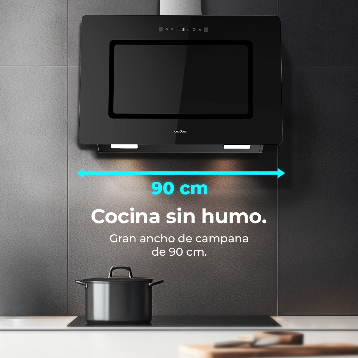 Una cappa da cucina nera con una misura di 90 cm. Sotto, una pentola su un fornello nero. Il testo recita: Cucina senza fumo.