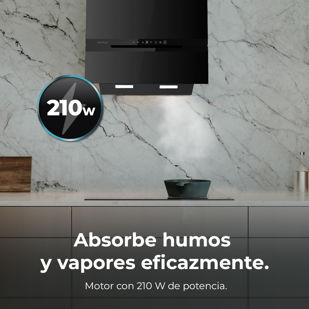 Una cappa nera sopra un piano cottura con una pentola, vapore che sale. Un logo 210W è a sinistra. Testo: Assorbe fumo e vapori in modo efficiente.