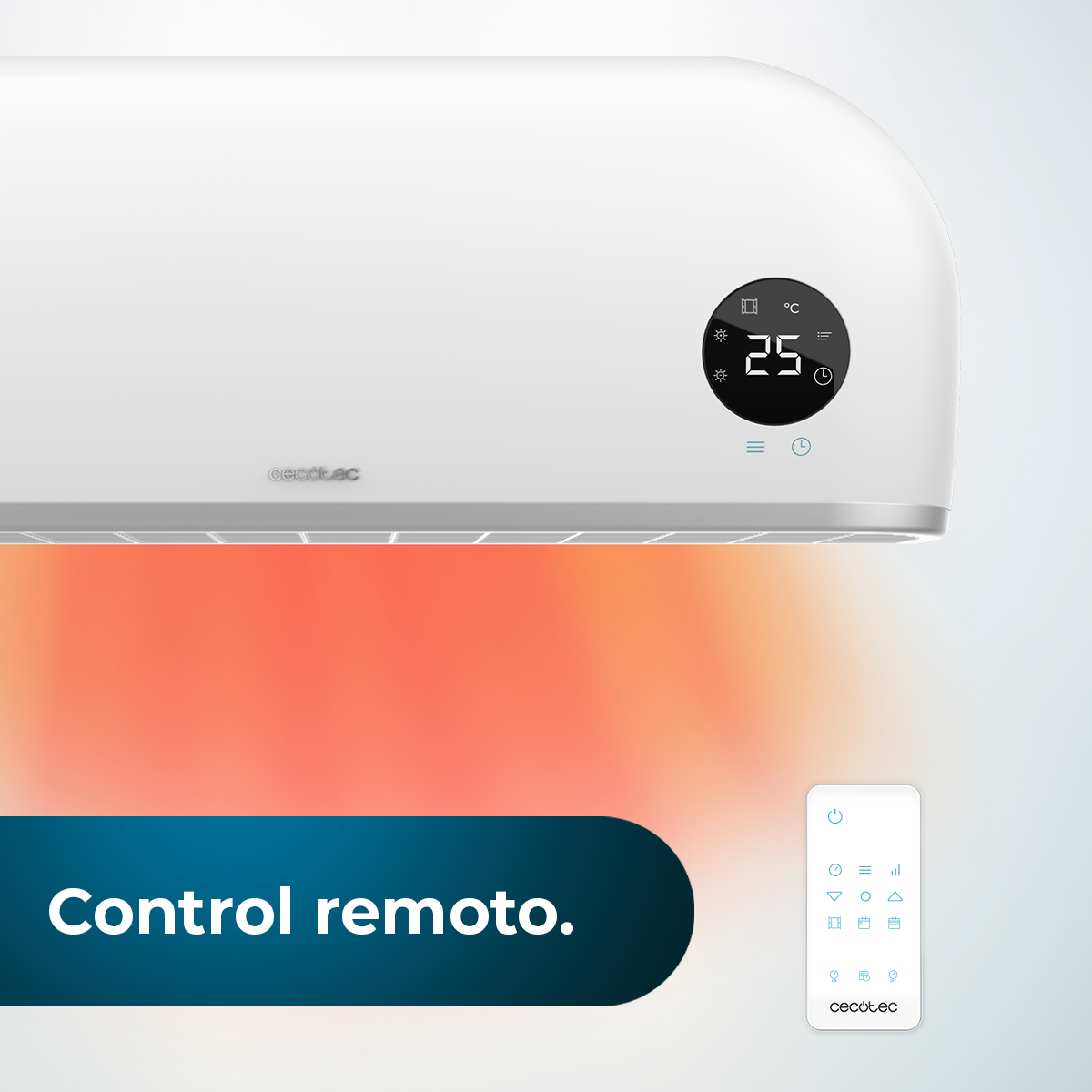 Condizionatore bianco con display digitale che mostra 25 gradi. Un telecomando è sotto il condizionatore.