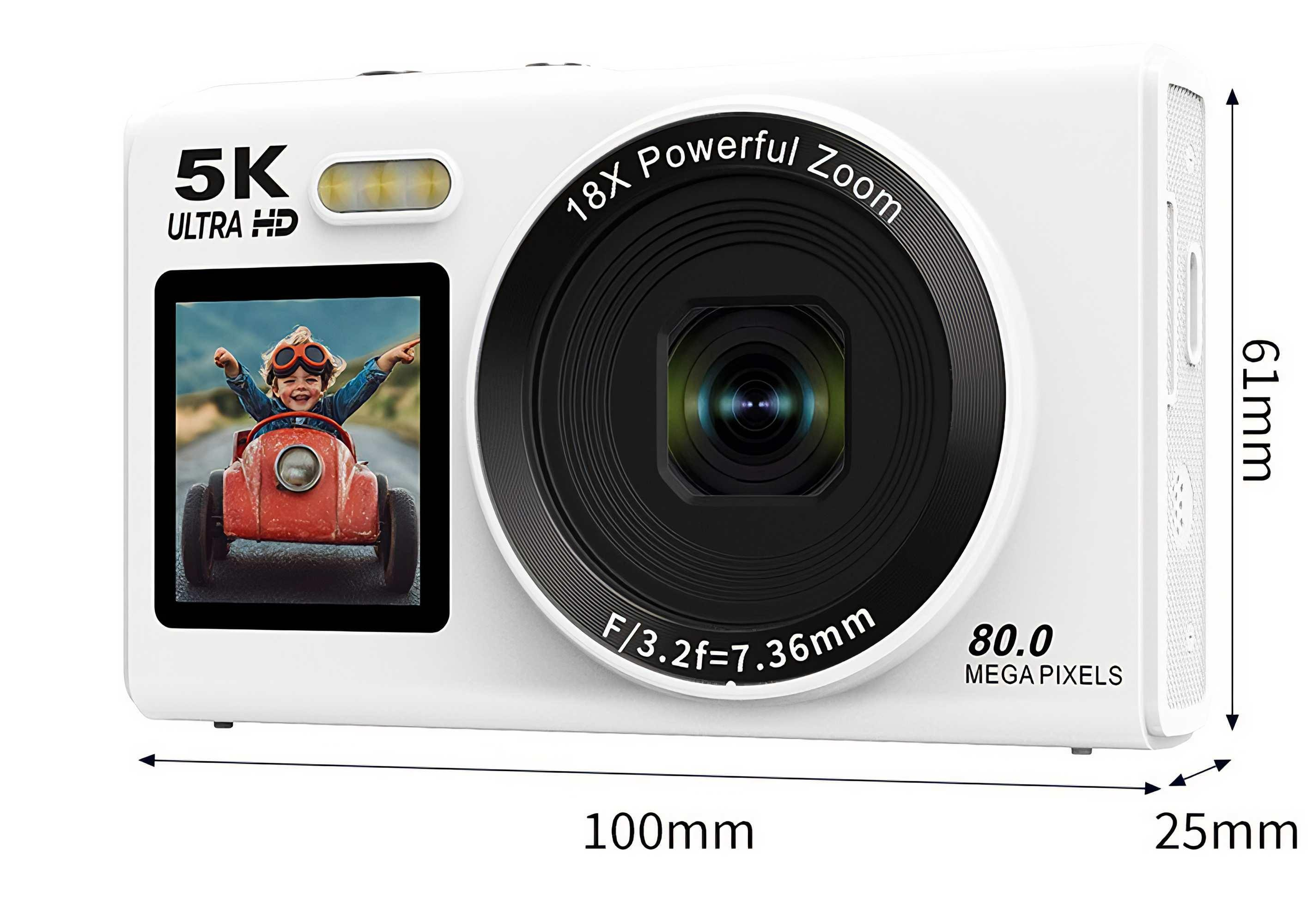 Weiße Kamera mit einem Jungen auf dem LCD-Bildschirm. Sie hat 5K Ultra HD, 18X Powerful Zoom und misst 100 mm x 61 mm x 25 mm.