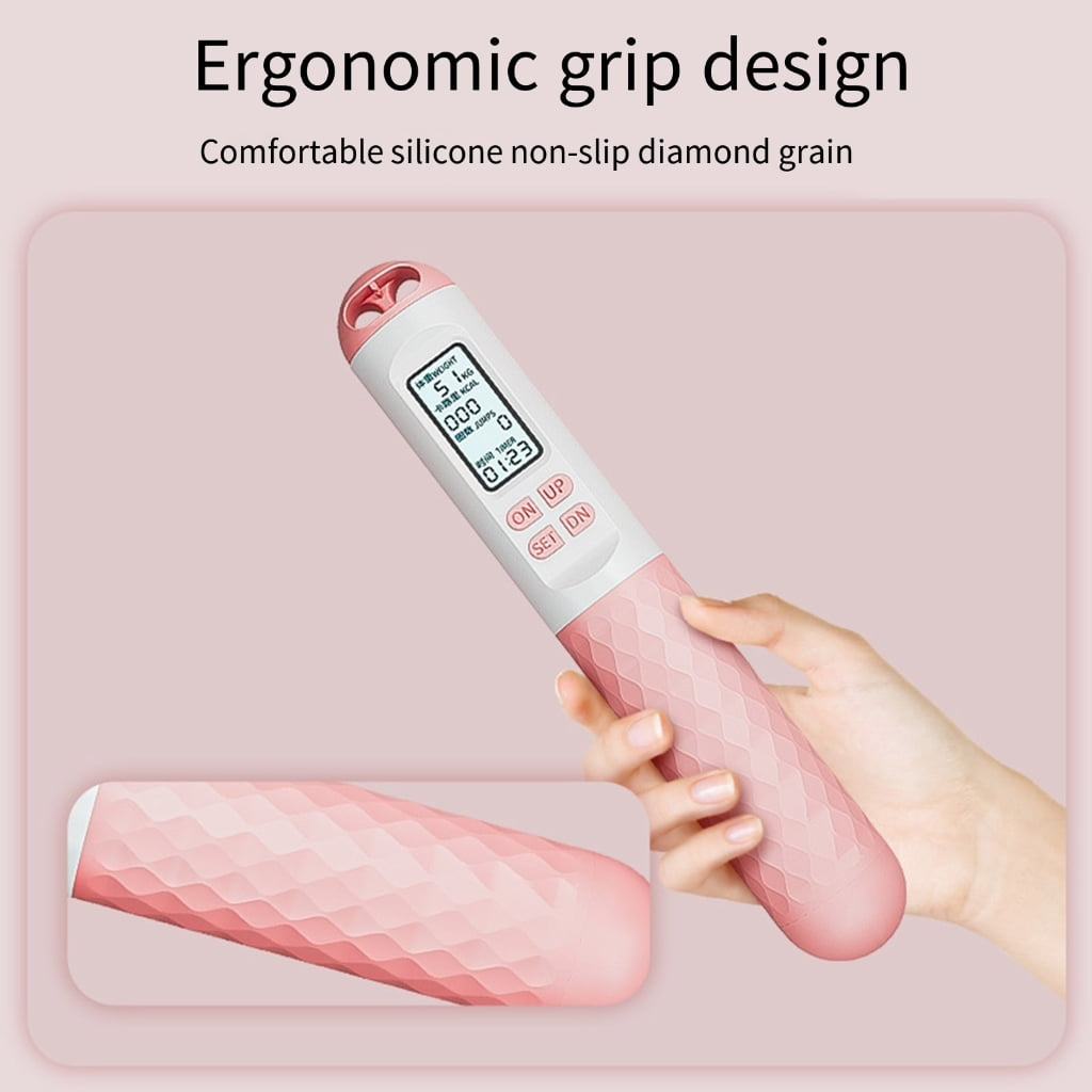 Ein rosa Springseil mit ergonomischem Design wird von einer Hand gehalten. Es hat eine Digitalanzeige und eine Diamantstruktur.
