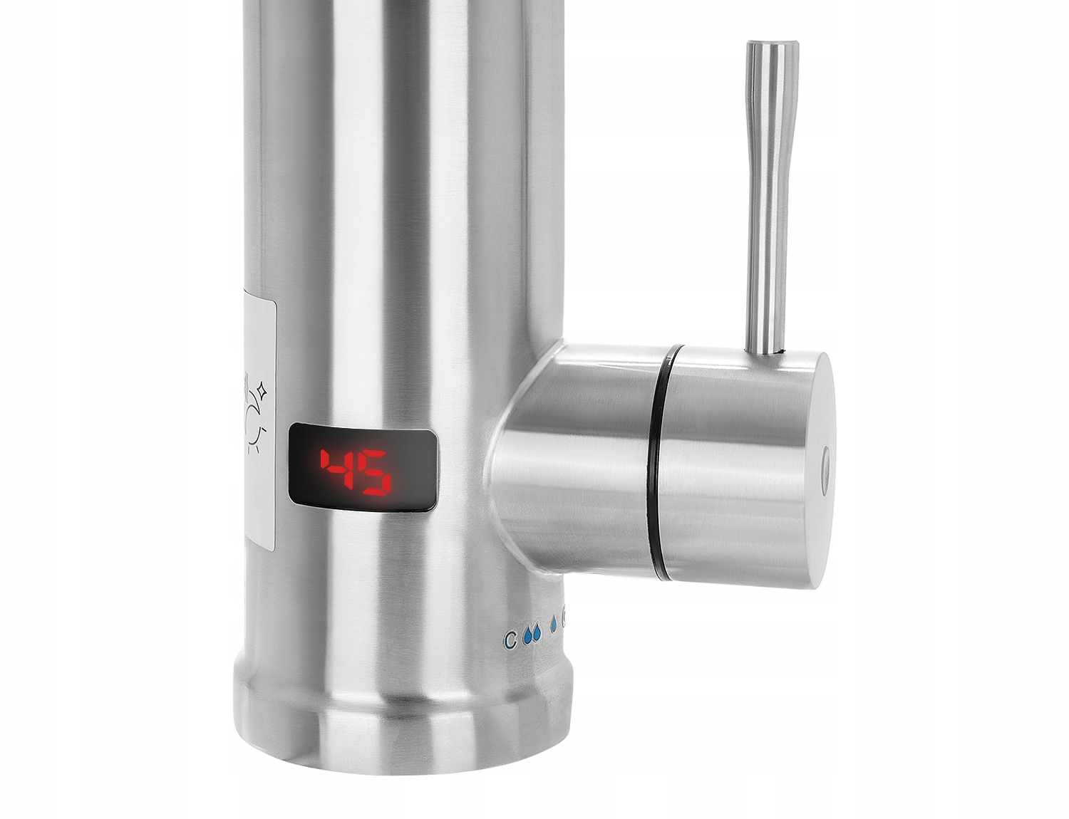 Zbliżenie kranu ze stali nierdzewnej z cyfrowym wyświetlaczem '45'. Uchwyt jest w górze. Widoczne niebieskie ikony kropli wody.