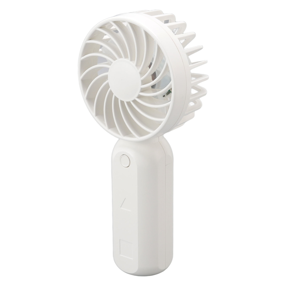 Ein weißer Handventilator mit rundem Kopf und Griff. Der Ventilator hat gebogene Flügel. Ein Knopf befindet sich am Griff.