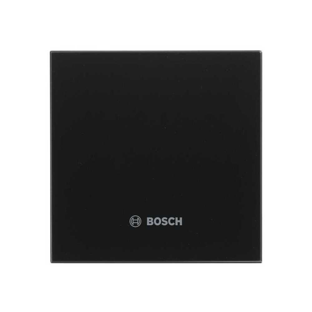 Sağ alt köşede beyaz 'Bosch' logosu bulunan kare, siyah bir nesne. Nesne beyaz bir arka plan üzerinde.