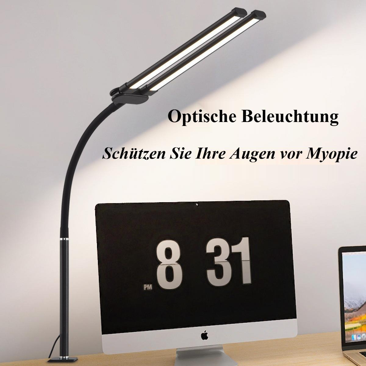 Eine Schreibtischlampe beleuchtet einen Computermonitor mit 8:31 PM. Ein Laptop ist rechts. Text auf Deutsch über dem Monitor.