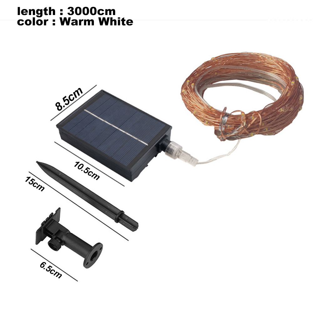 Solarbetriebene Lichterkette mit Solarpanel, Pfahl und einer Rolle Kupferdrahtlichter. Abmessungen sind angegeben.