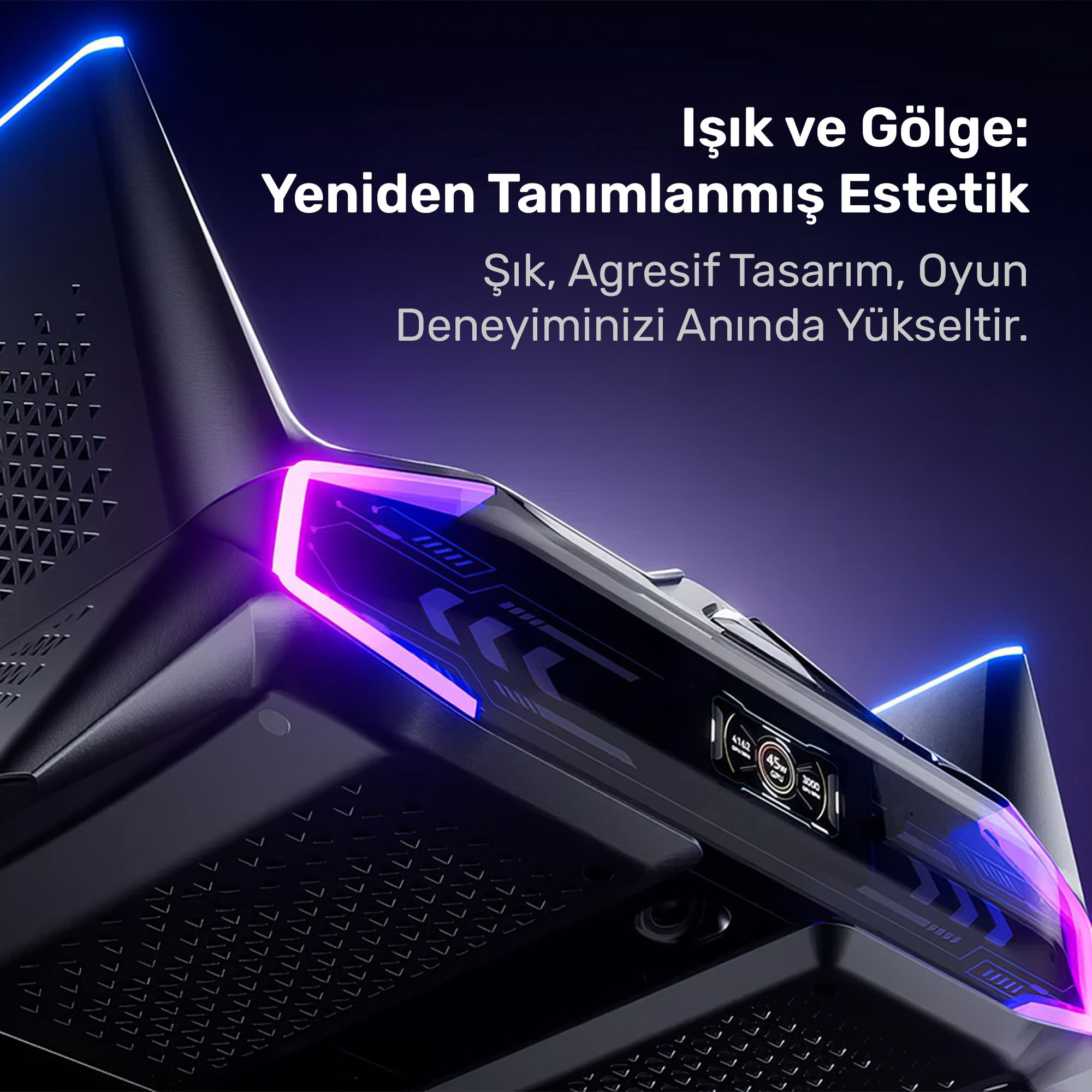 Mavi ve mor neon ışıklı siyah bir oyun dizüstü bilgisayarının yakın çekimi. Türkçe metin görünür.