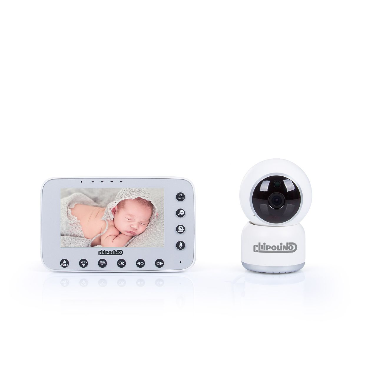 Ein Babyphone-Set auf weißer Oberfläche. Der Monitor zeigt ein schlafendes Baby. Rechts ist eine Kamera.