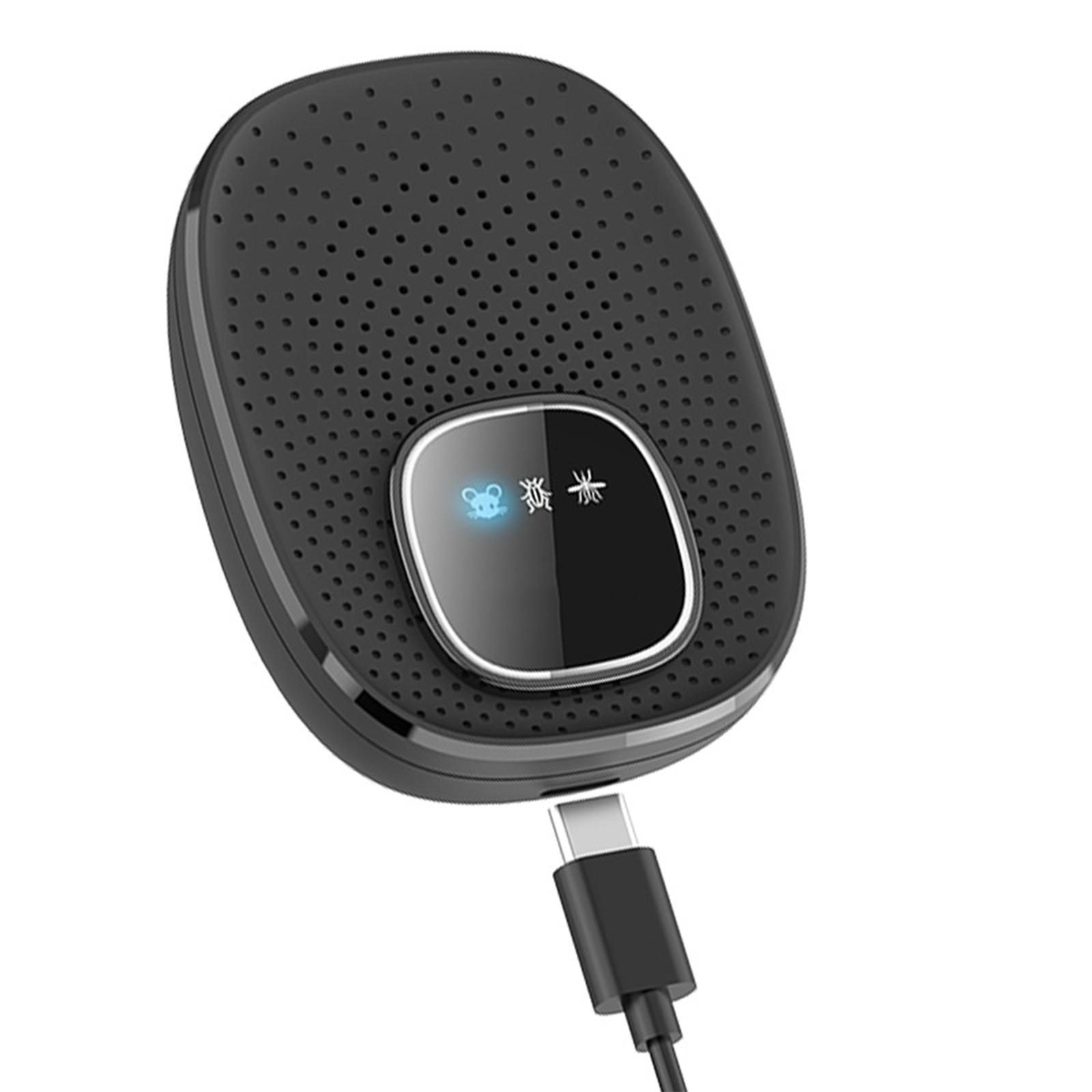 Schwarzes ovales Gerät mit USB-C-Anschluss. Es hat einen Bildschirm mit einem Käfer-Symbol und chinesischen Schriftzeichen.