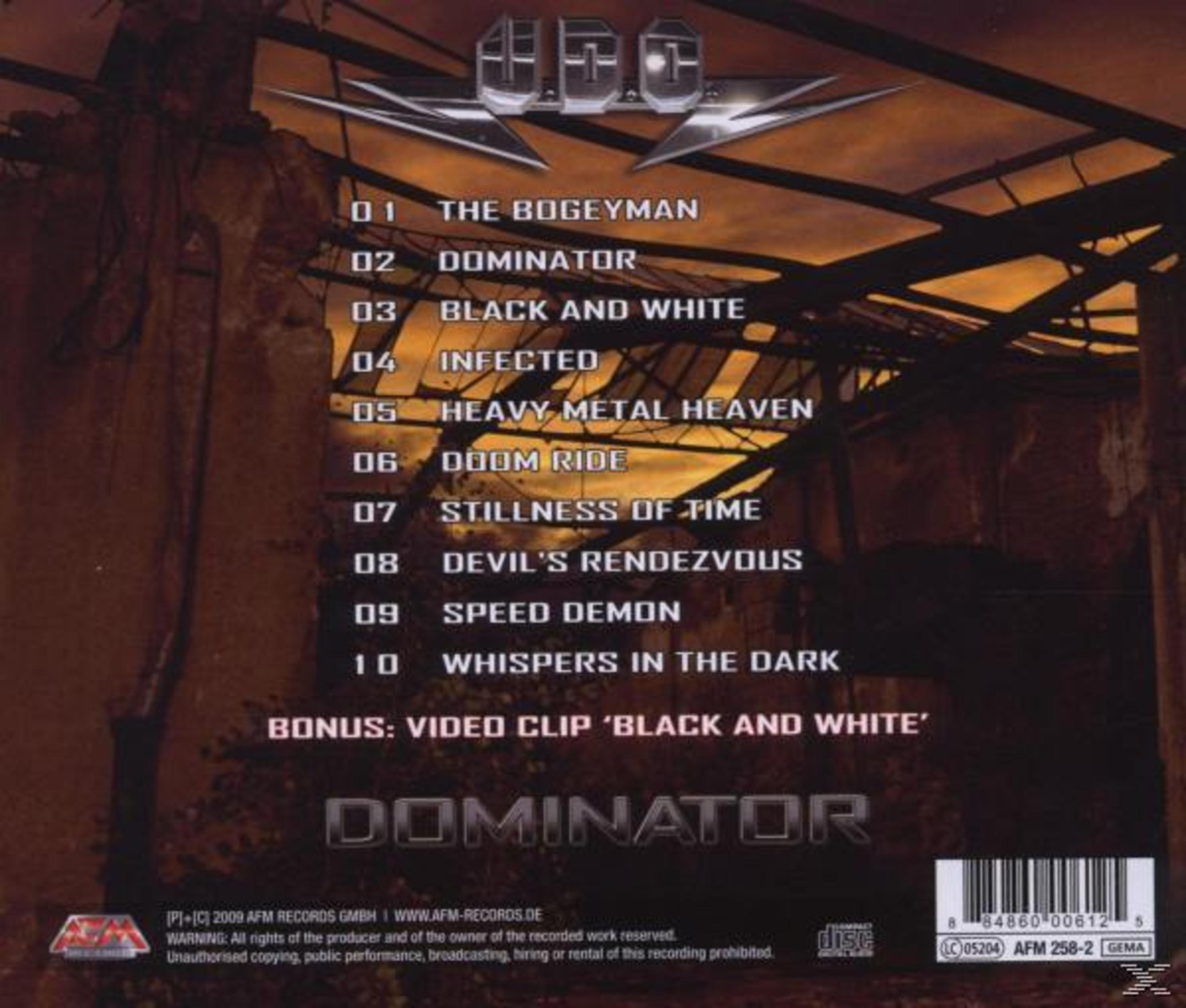 Albumcover mit Titelliste. Dominator-Titel sichtbar. Dunkler Hintergrund mit metallischem Logo.