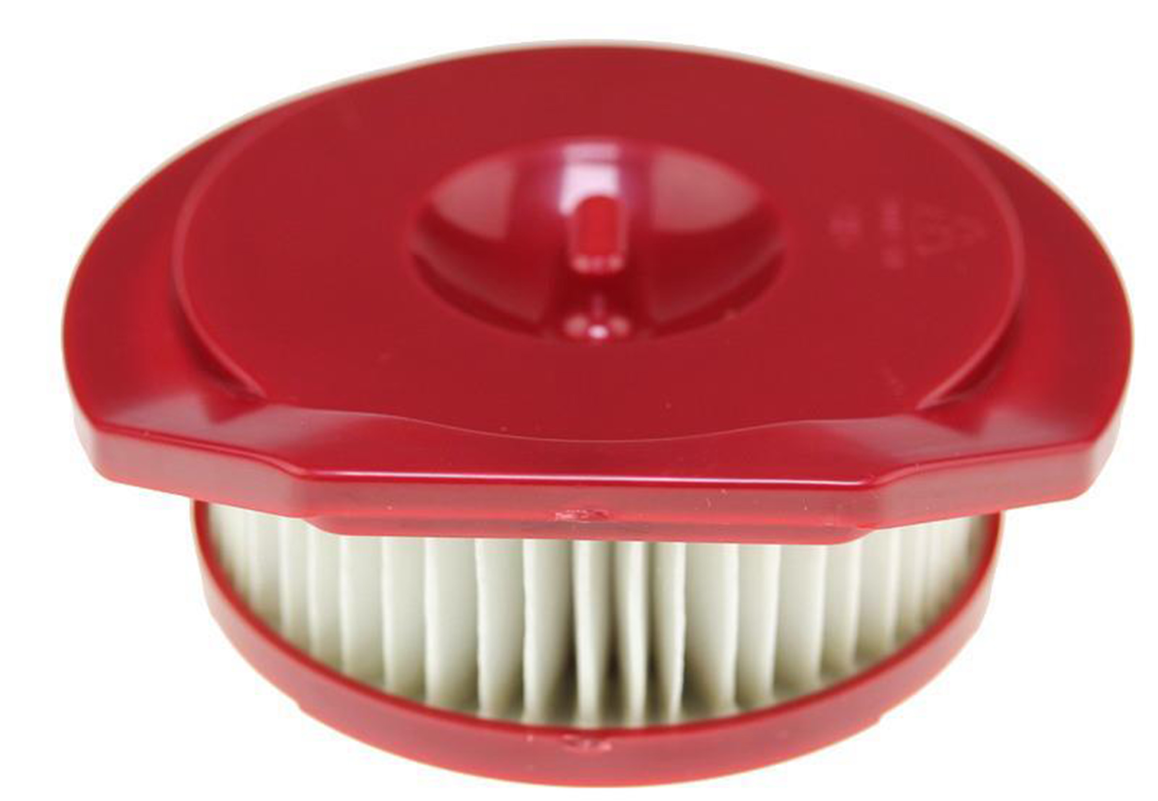 Ein roter Filter mit weißem, plissiertem Papier. Der Filter hat eine rote Oberseite mit einer zentralen Vertiefung und eine rote Basis.