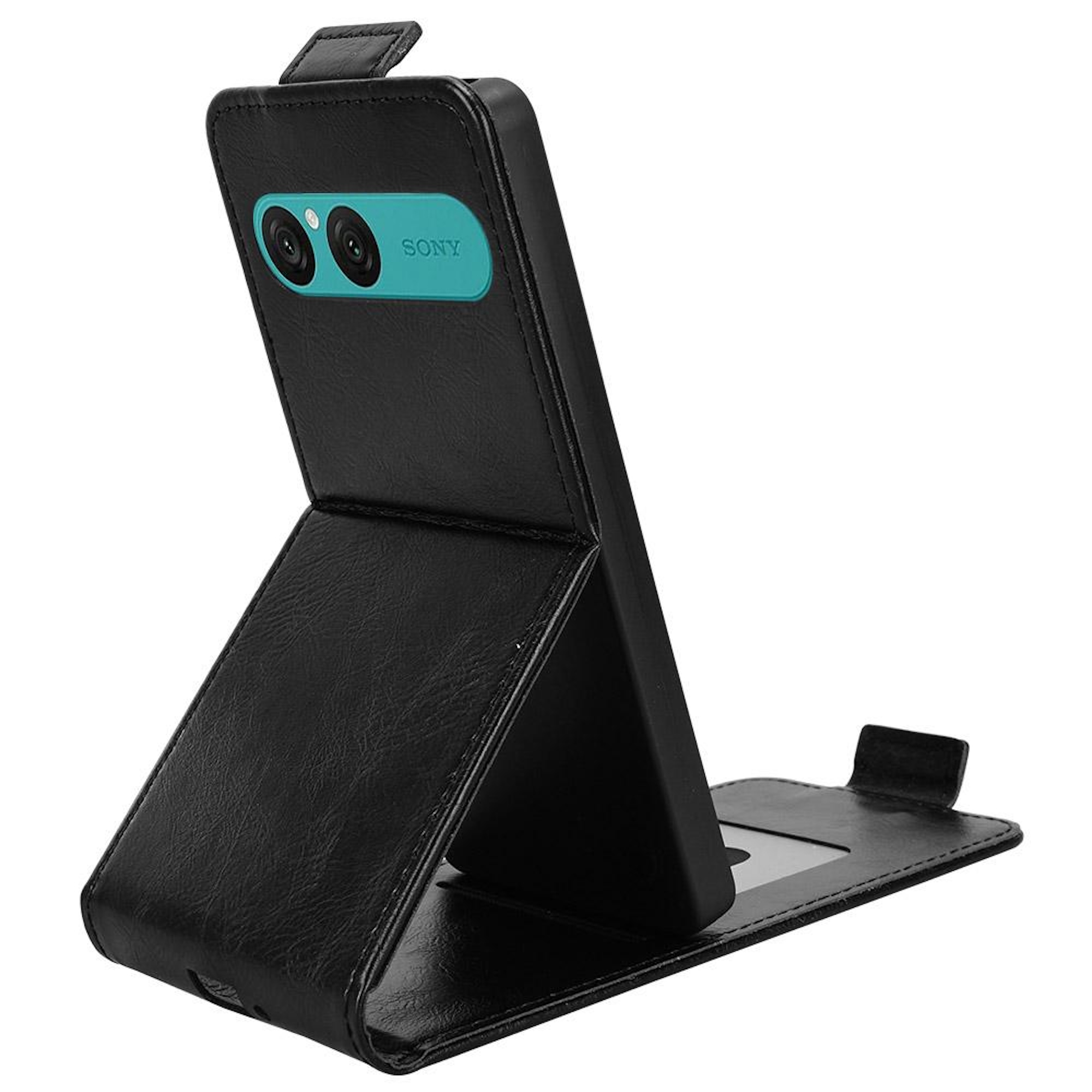 Una funda de teléfono de cuero negro con un teléfono dentro. La funda está abierta, de pie.