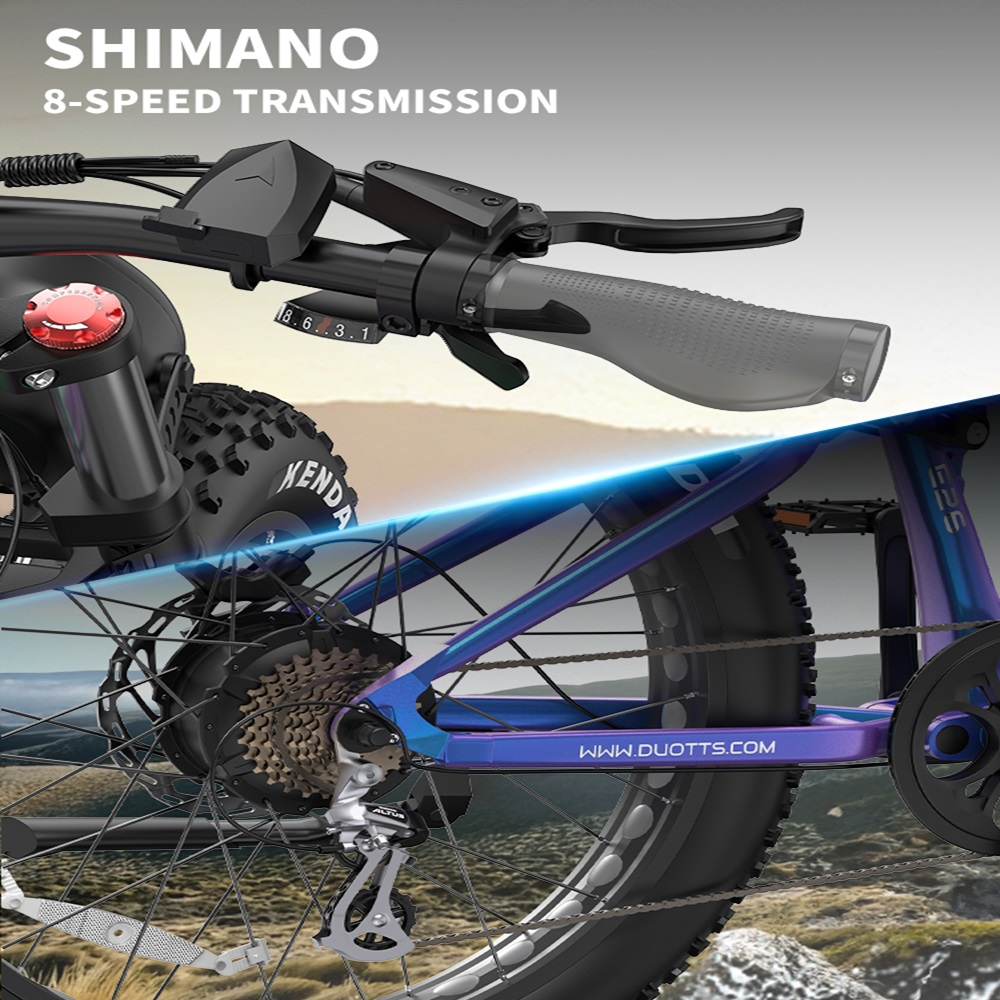 Primer plano de una bicicleta eléctrica negra y azul con transmisión Shimano de 8 velocidades. Detalles del manillar, la rueda y el cuadro son visibles.
