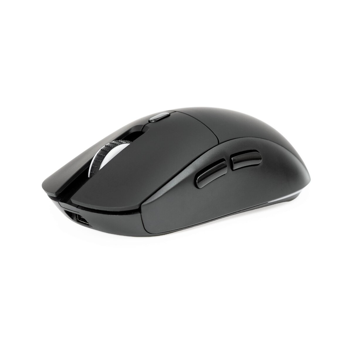 Un mouse per computer wireless nero è isolato su sfondo bianco. Sono visibili la rotella, i pulsanti e una porta di ricarica.