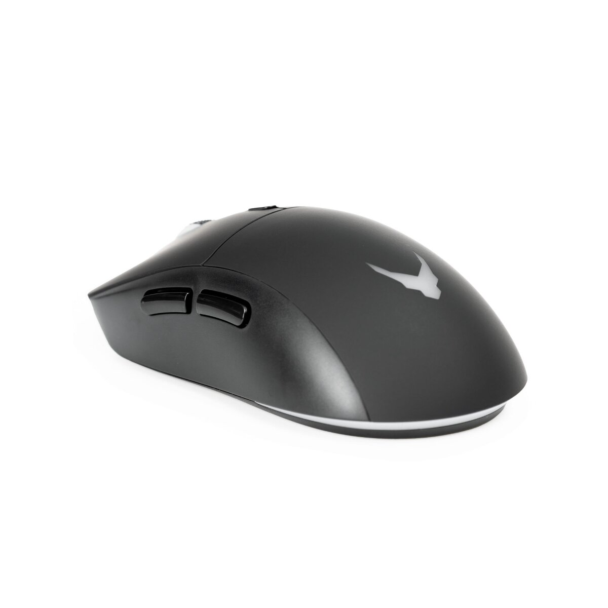 Un mouse per computer nero con un logo bianco su sfondo bianco. Ha due pulsanti laterali e una rotella di scorrimento.