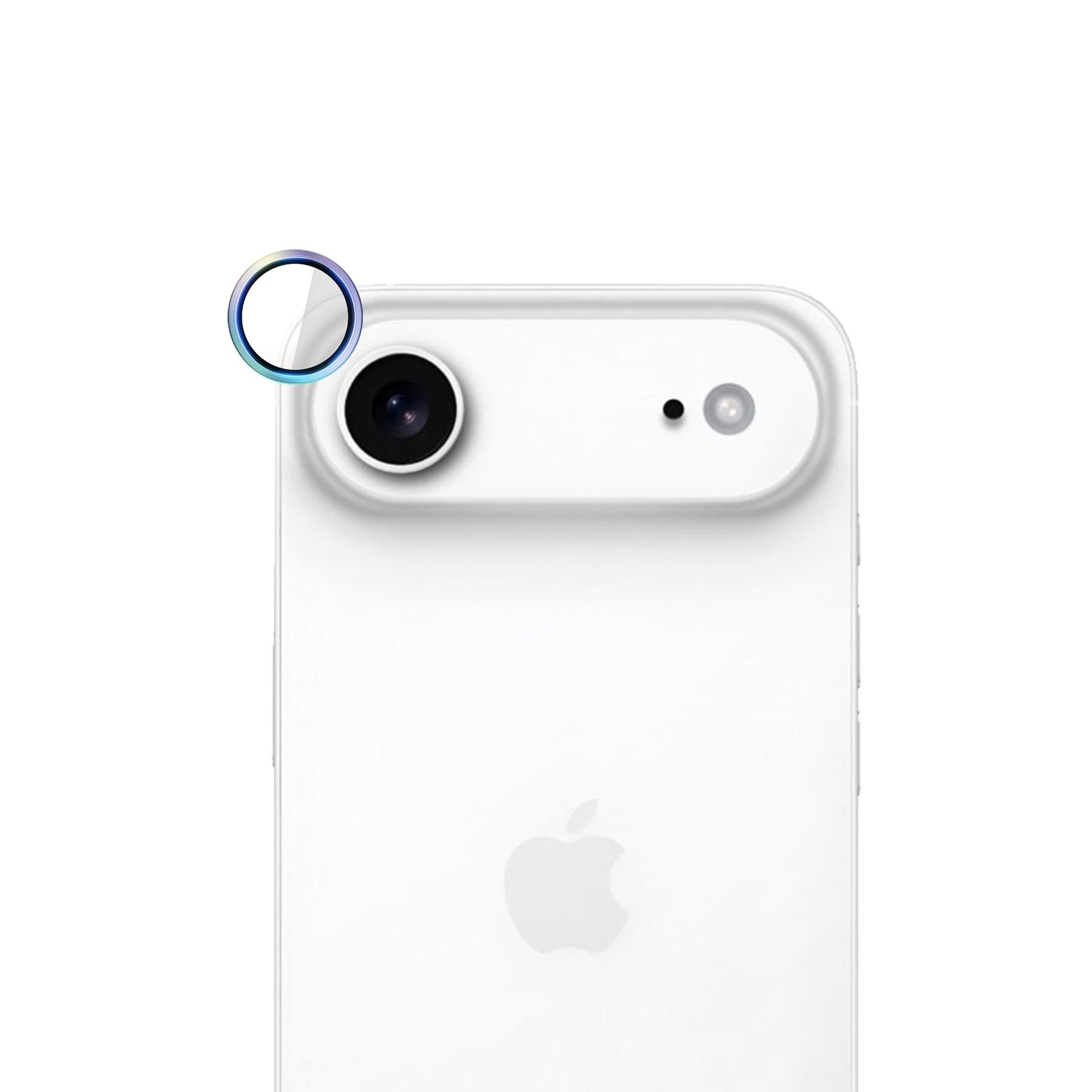 Retro di smartphone bianco con lenti della fotocamera. Logo Apple in basso. L'obiettivo ha un anello colorato.