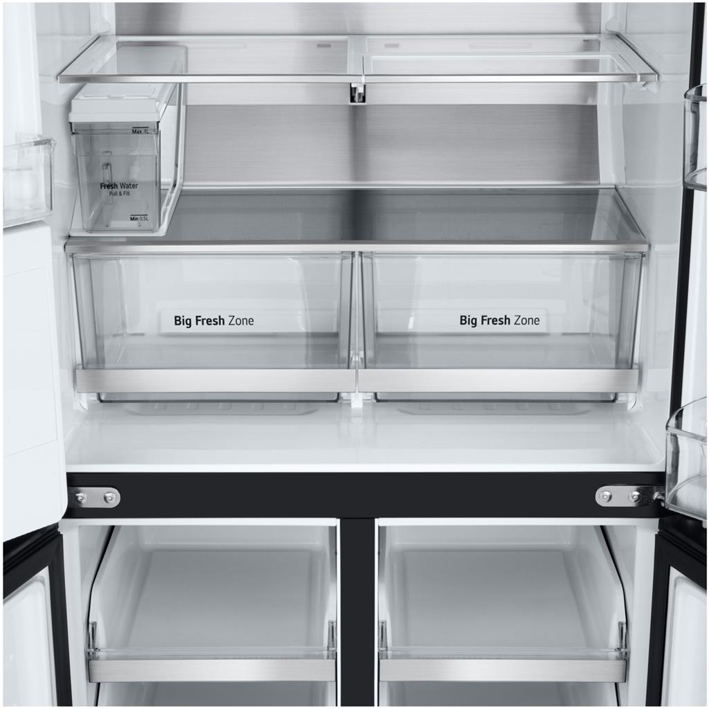 Interno frigorifero aperto. Include dispenser acqua, due cassetti 'Big Fresh Zone' e ripiani. Layout pulito e organizzato.