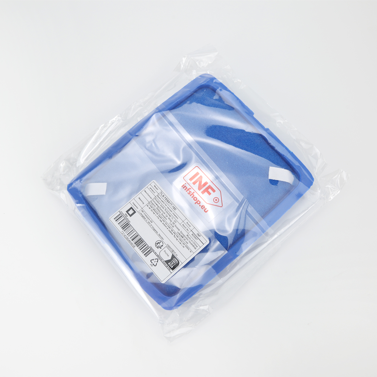 Niebieski przedmiot w plastikowym opakowaniu, z etykietą i logo infshop.eu. Obiekt znajduje się na białej powierzchni.