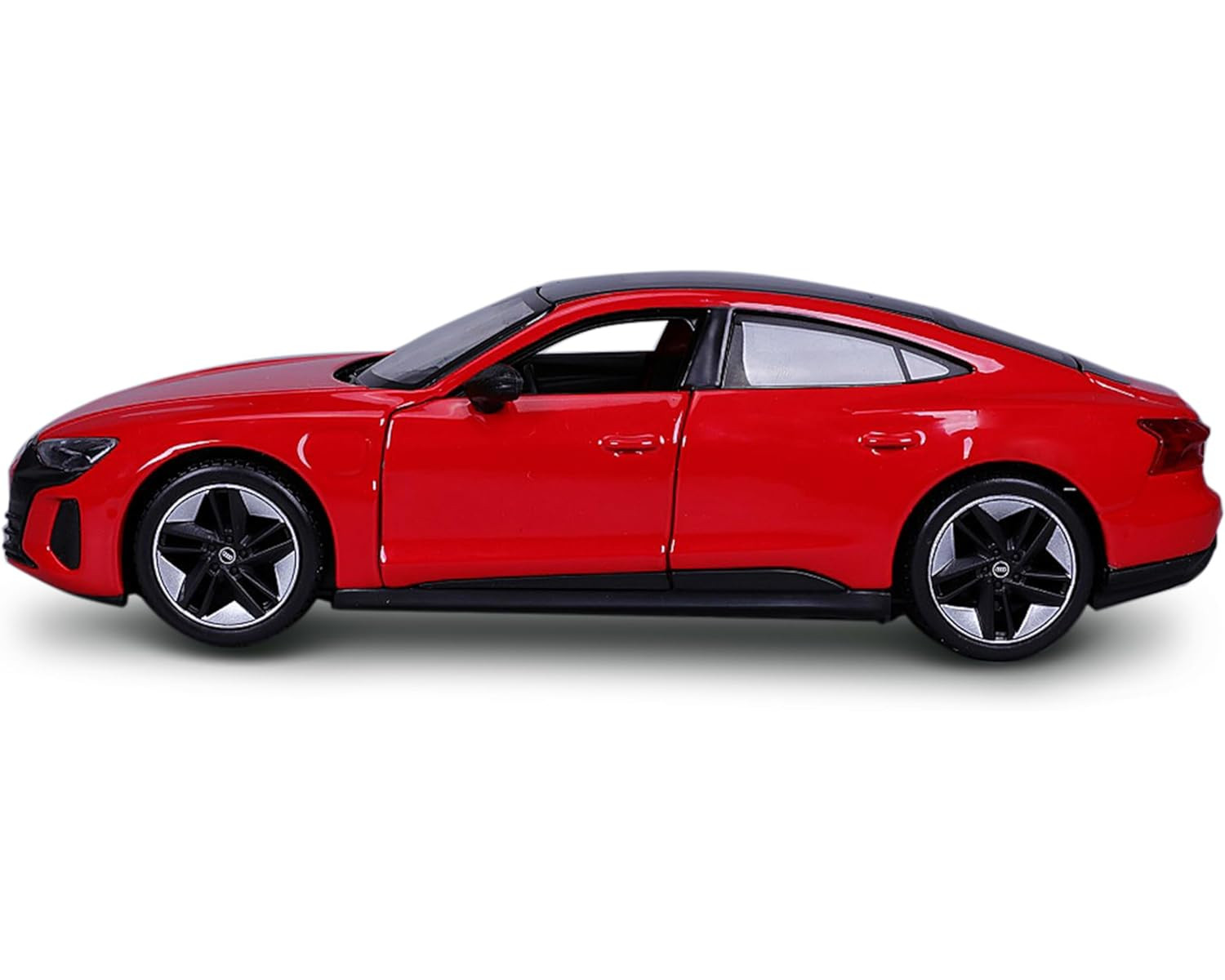 Ein rotes Spielzeugauto mit schwarzem Dach und schwarzen Rädern auf weißem Hintergrund.