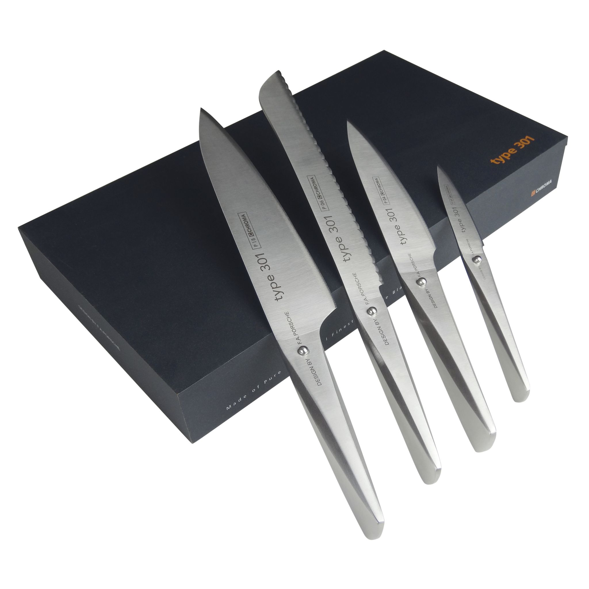 Vier Küchenmesser aus Edelstahl in einer schwarzen Box. Messer sind mit 'Type 301' und 'DESIGN BY F.A.PORSCHE' gekennzeichnet.