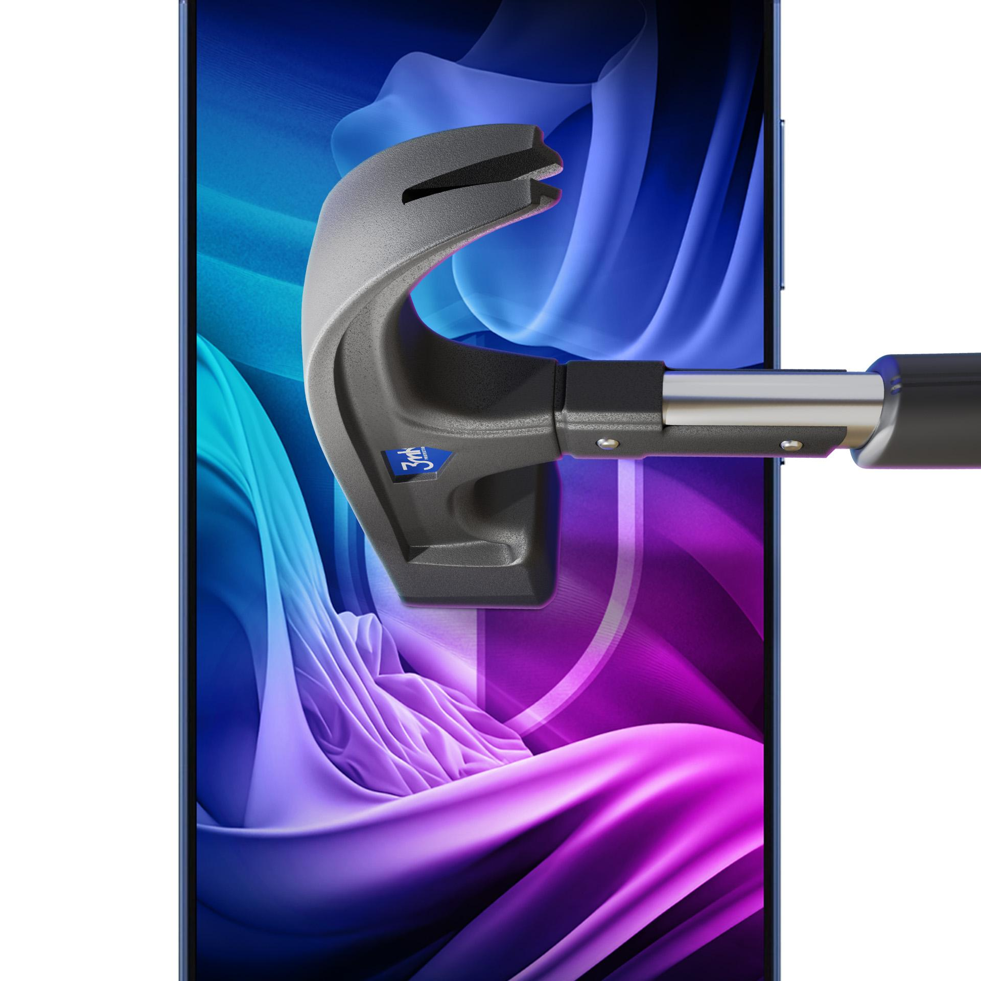 Uno schermo del telefono viene colpito da un martello. Lo schermo mostra un design astratto blu e viola.
