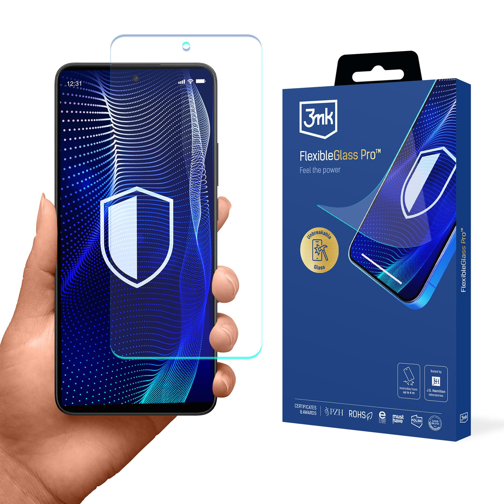 Una mano che tiene un telefono con una protezione per lo schermo accanto a una scatola dello stesso prodotto.