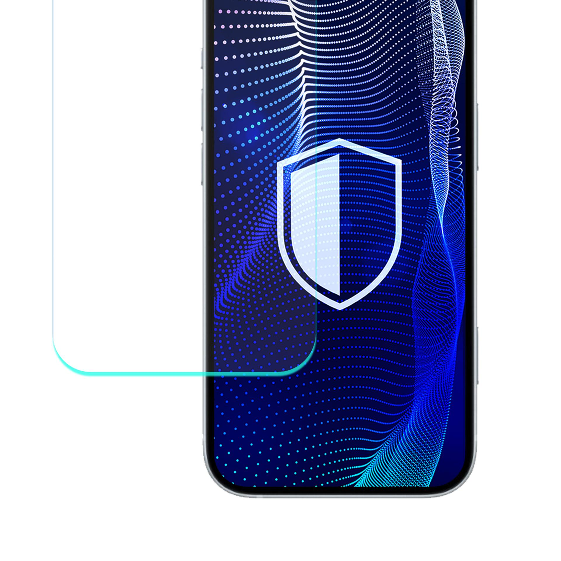 Telefon z ochroną ekranu. Ikona tarczy na ekranie, abstrakcyjne niebieskie linie tła, białe tło.