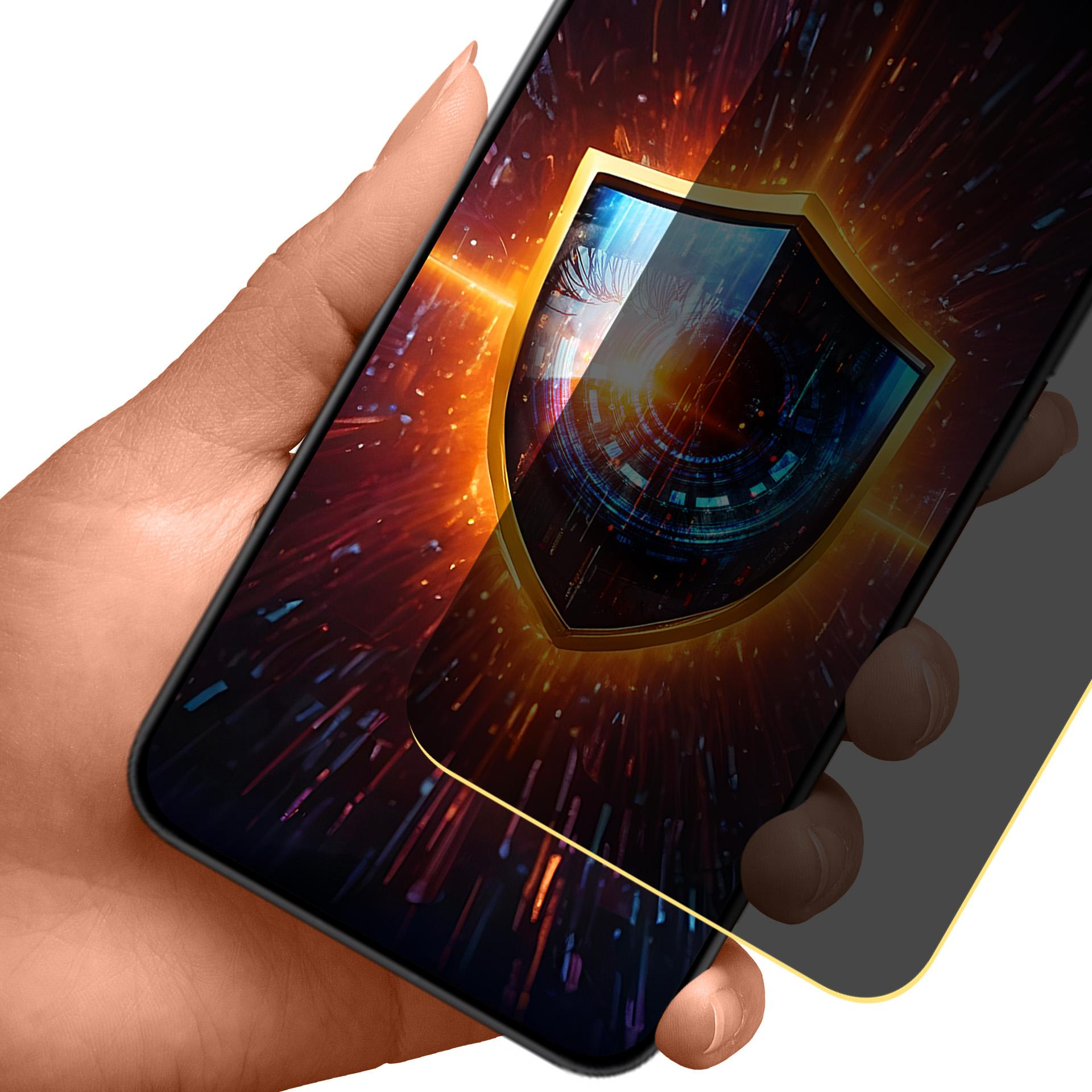 Mano che tiene in mano uno smartphone con grafica a scudo sullo schermo. Lo schermo è protetto da una protezione.