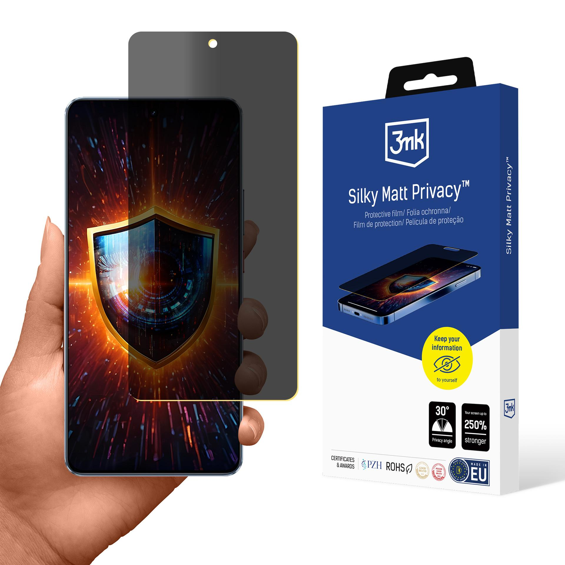 Mano che tiene un telefono con protezione privacy. Una scatola mostra il prodotto Silky Matt Privacy.
